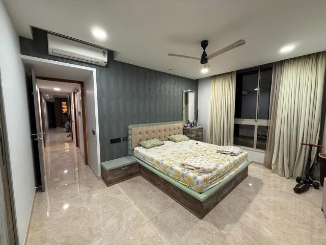 Flat for sale in Hiranandani Estate, Thane