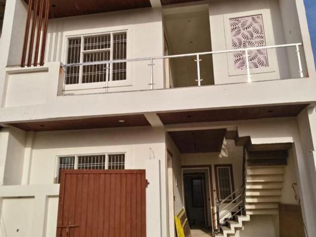 Villa for sale in बड़ा भरवांरा, Lucknow