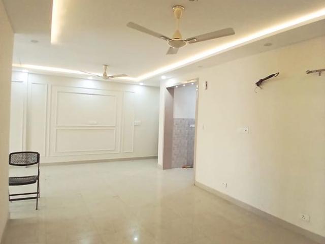 Flat for sale in South West Delhi, Deri