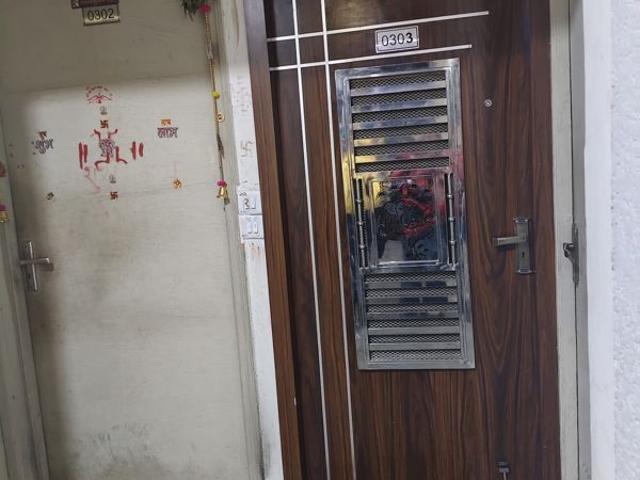 Flat for sale in Shanti VIhar, Gurugram