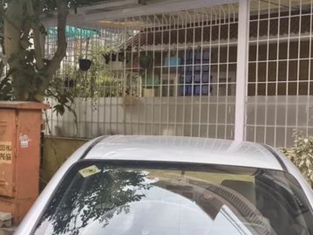 Flat for sale in Vasant Kunj, Delhi