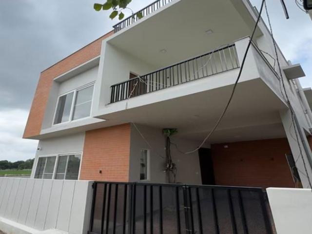 Villa for sale in Bangalore East, Karnataka