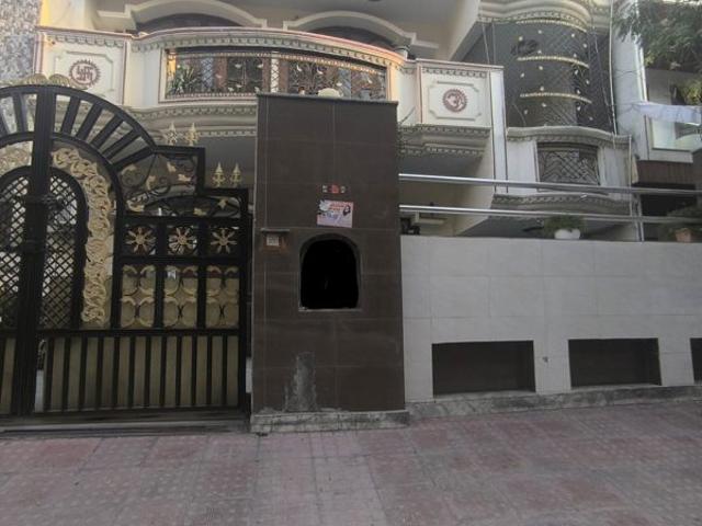 House for sale in Hariana