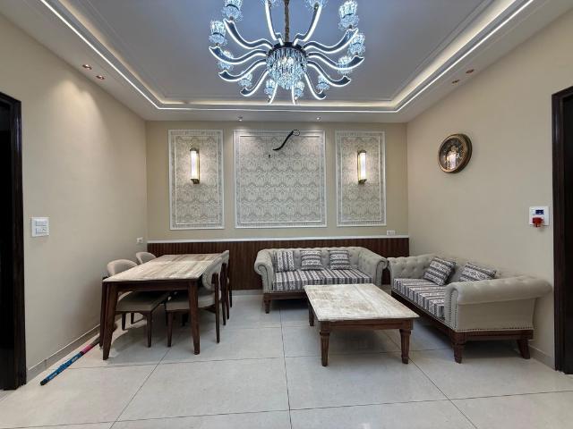 Flat for sale in Noida, Gautam Buddha Nagar