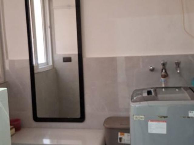 Flat for sale in Indraprastha Extension, Delhi