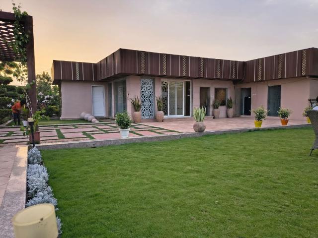 Villa for sale in Barabanki
