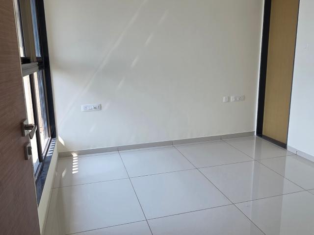 Flat for sale in Malad West, Mumbai Suburban District
