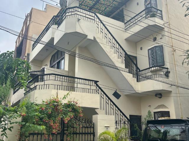 House for sale in Sector 40, Noida