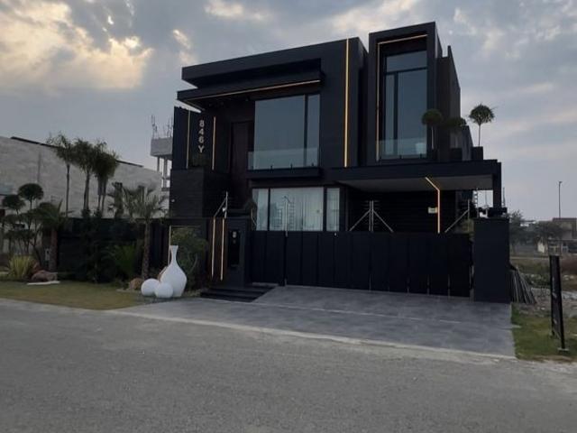 Villa for sale in Nelamangala
