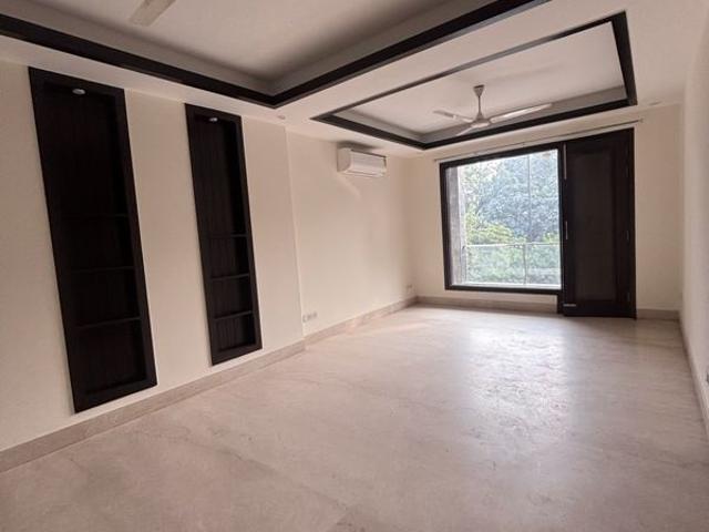 Property for sale in Deri