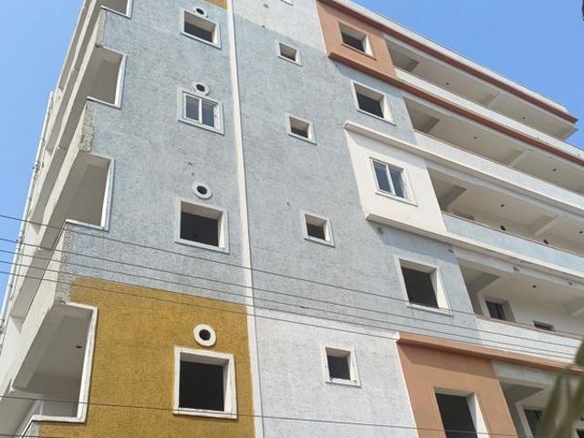 Flat for sale in Lakdi-ka-pul, Hyderabad