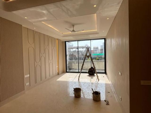 Property for sale in Deri
