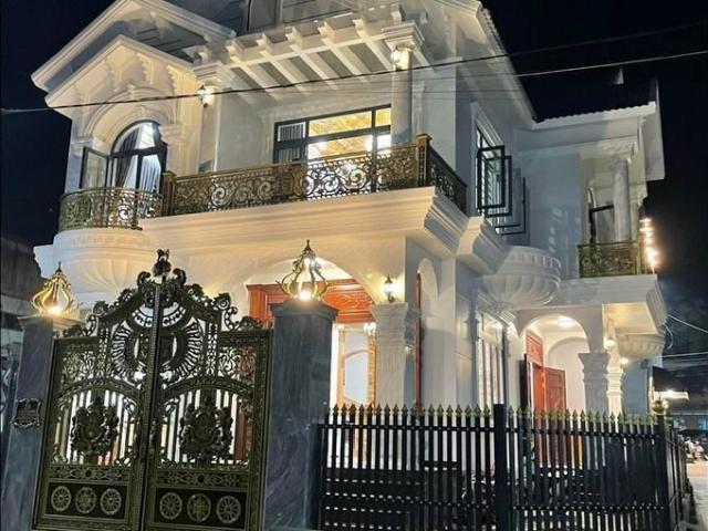 Villa for sale in Bangalore South, Cox Town - Bangalore