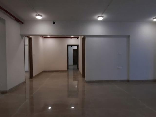 Flat for sale in Andheri West, Mumbai