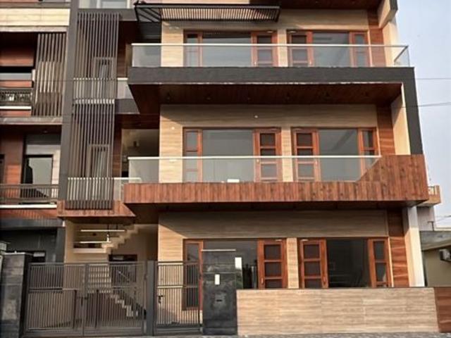 House for sale in Sector 72, Mohali