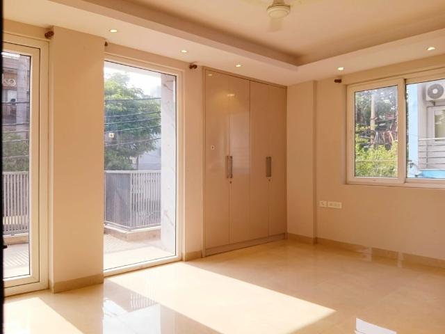 Flat for sale in Deri