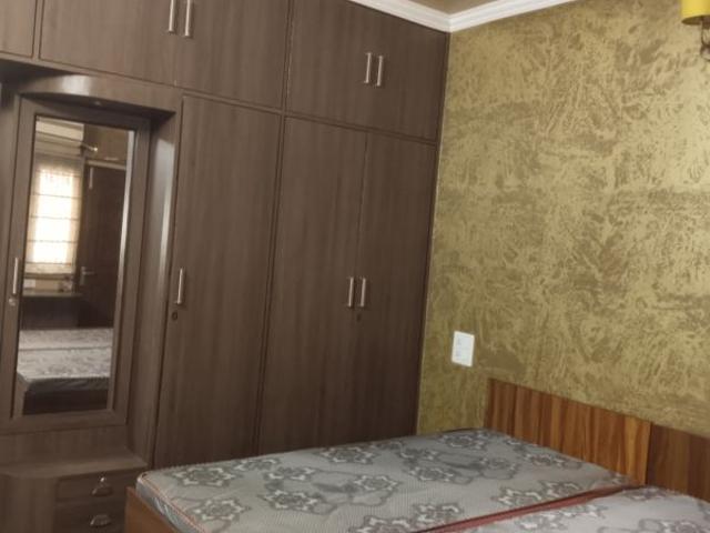 Flat for sale in Sarita Vihar, Delhi