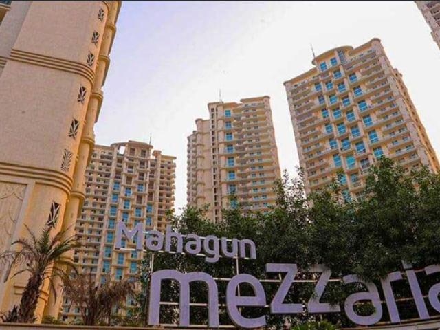 Flat for sale in Mahagun Mezzaria, Noida