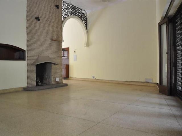 Property for sale in Deri