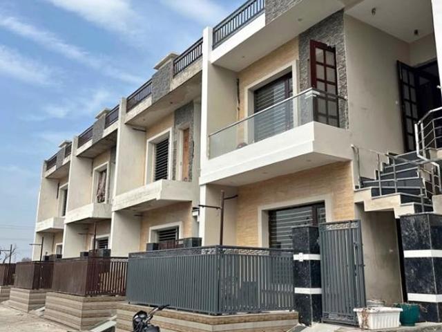 House for sale in Kharar, Sahibzada Ajit Singh Nagar