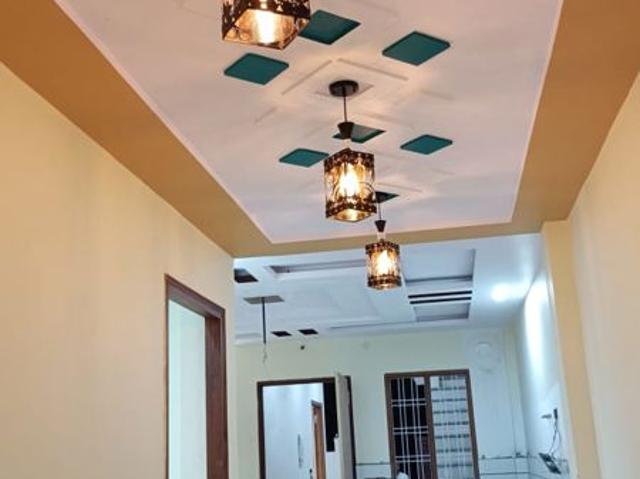 House for sale in बड़ा भरवांरा, Lucknow