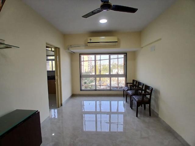 Flat for sale in North West Delhi, Deri