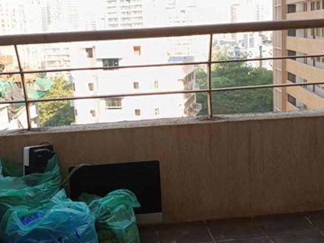 Flat for sale in Jogeshwari West, Mumbai
