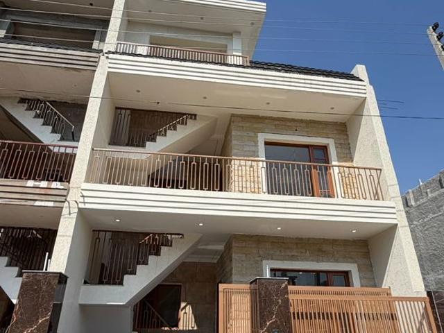 Villa for sale in Jhandpur, Sahibzada Ajit Singh Nagar