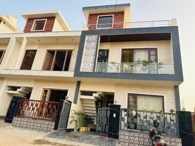 House for sale in Jhandpur, Sahibzada Ajit Singh Nagar