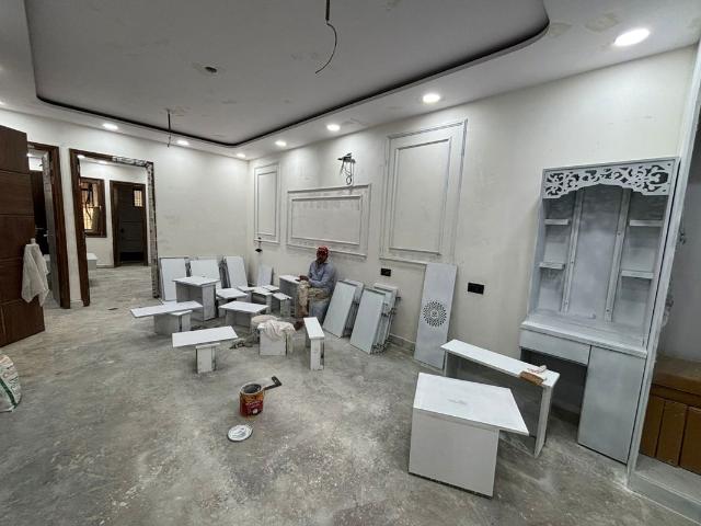 Property for sale in North Delhi, Deri