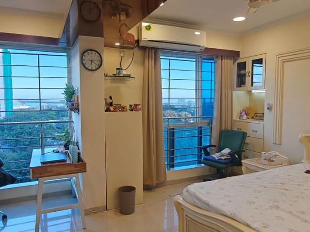 Flat for sale in Parel, Mumbai City District