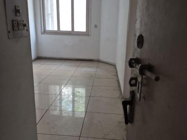 Flat for sale in Mayur Vihar, Delhi