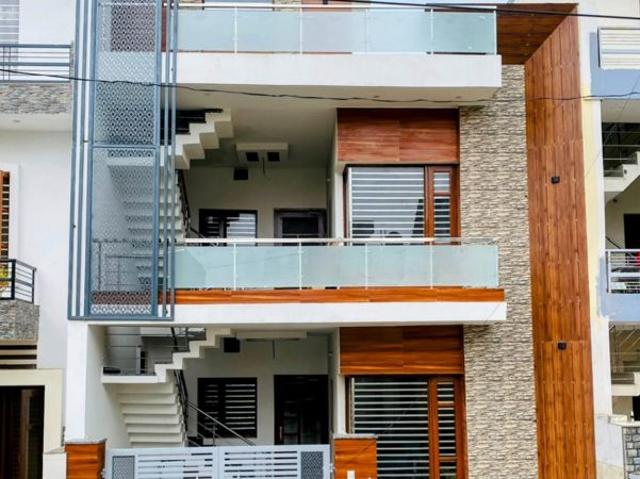 Villa for sale in Jhandpur, Sahibzada Ajit Singh Nagar