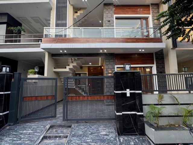 House for sale in Kharar, Sahibzada Ajit Singh Nagar