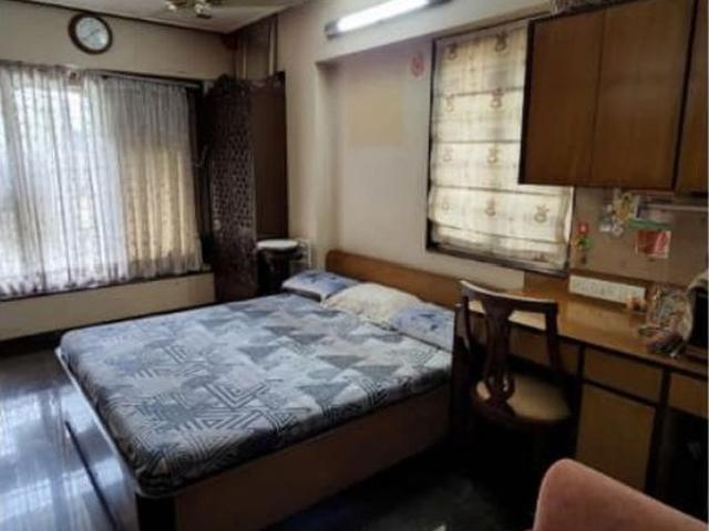 Flat for sale in Andheri West, Mumbai