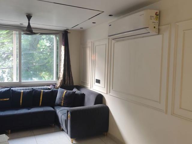 Flat for sale in Pitampura, Delhi