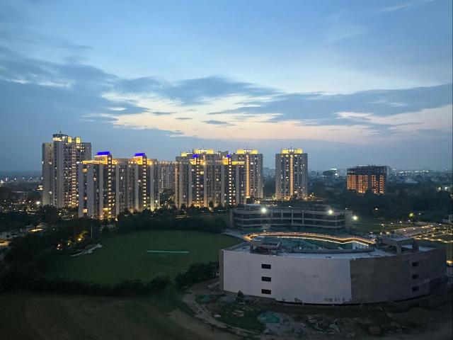 Flat for sale in Gomti Nagar Extension, Lucknow