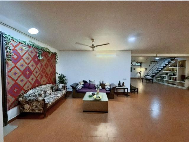 Flat for sale in International City, Gurugram