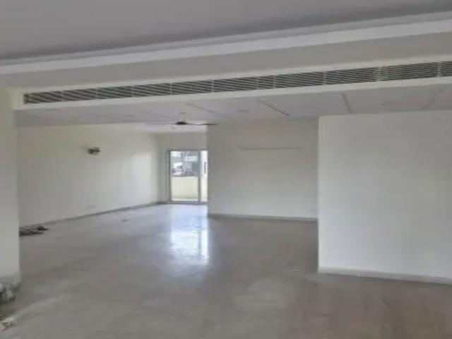Flat for sale in Civil Lines, Lucknow