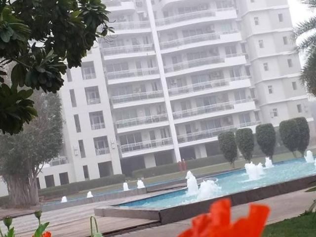 Flat for sale in DLF 5, Gurugram