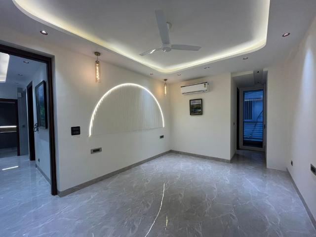 Flat for sale in Vasant Kunj, Delhi