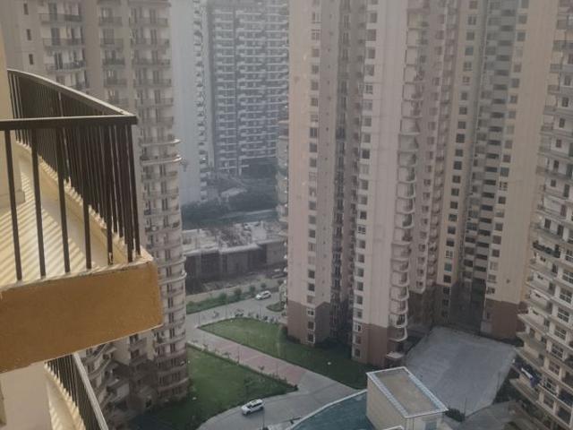 Flat for sale in Barola, Noida