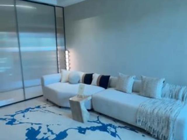 Flat for sale in Sunder Wadi, Mumbai