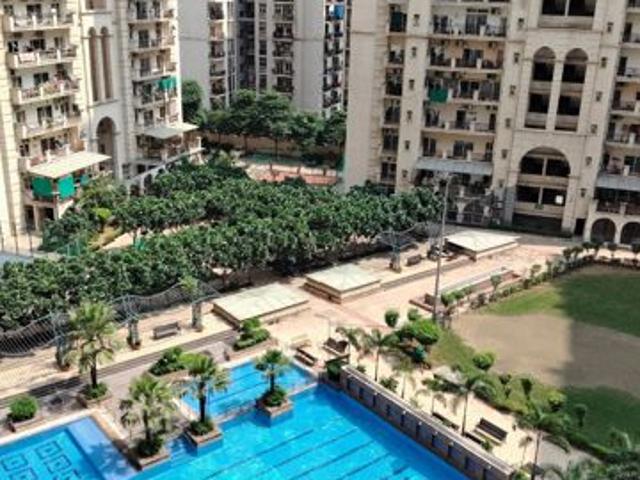 Flat for sale in MAHAGUN MODERNE, Noida