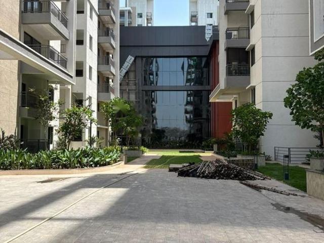 Flat for sale in Kokapet, Manchirevula