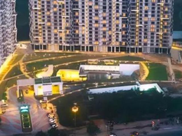 Flat for sale in Sector 107, Noida