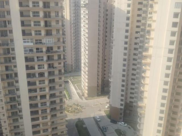 Flat for sale in Barola, Noida