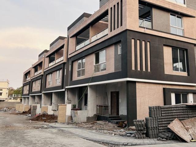 Flat for sale in Marunji, Pune