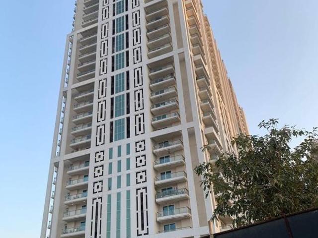 Flat for sale in DLF 5, Gurugram