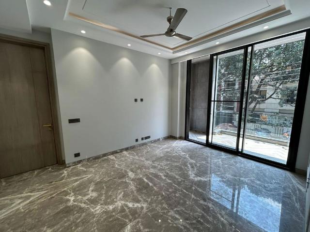 Flat for sale in Deri